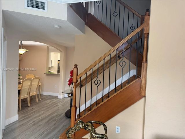 3 of 31 - 4481 Nw 163rd Street, Miami Gardens, FL