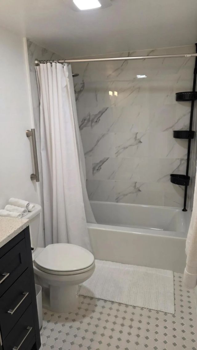 5 of 11 - 319 Lake Frances Drive, West Palm Beach, FL