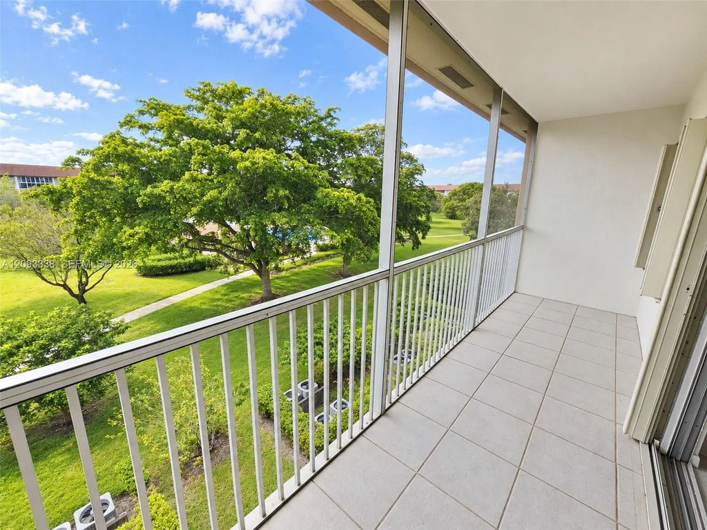 13250 Sw 7th Court #402l, Pembroke Pines