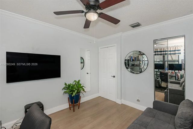 3 of 27 - 6064 Nw 3rd Street, Margate, FL