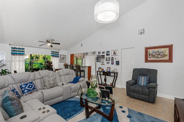 5 of 27 - 6064 Nw 3rd Street, Margate, FL
