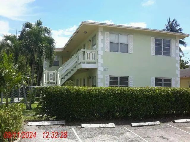 912 Sw 15th Terrace #1-4, Fort Lauderdale