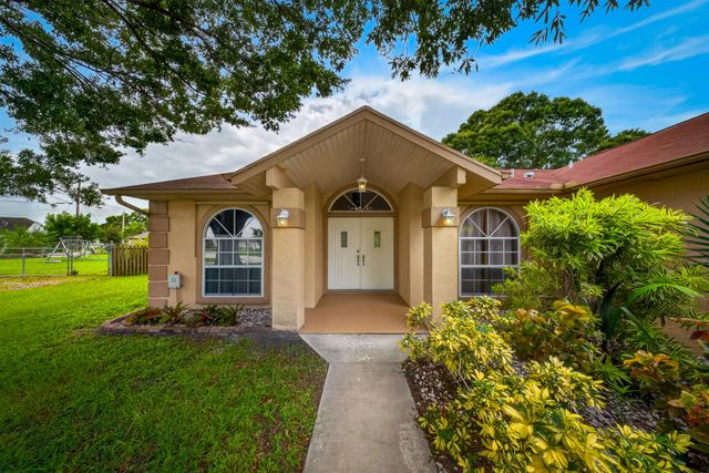 4 of 50 - 1957 Se Dranson Circle, Port St. Lucie, FL
