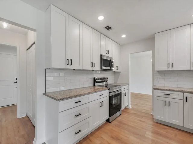 4 of 41 - 374 Sw Homeland Road, Port St. Lucie, FL