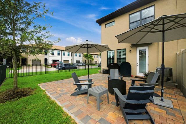 3 of 28 - 8672 Escue Street, Lake Worth, FL