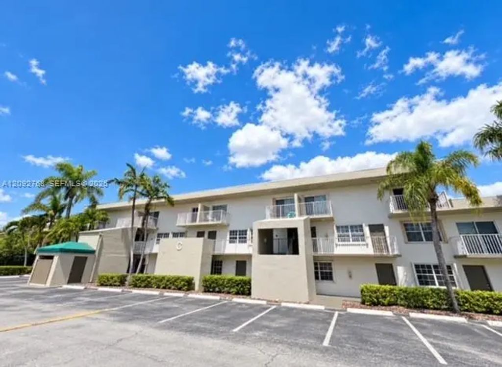 7510 Sw 152nd Avenue #c201, Miami