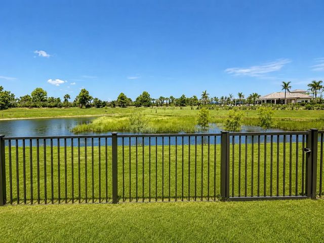 2 of 30 - 4103 Silver Maple Way, Vero Beach, FL