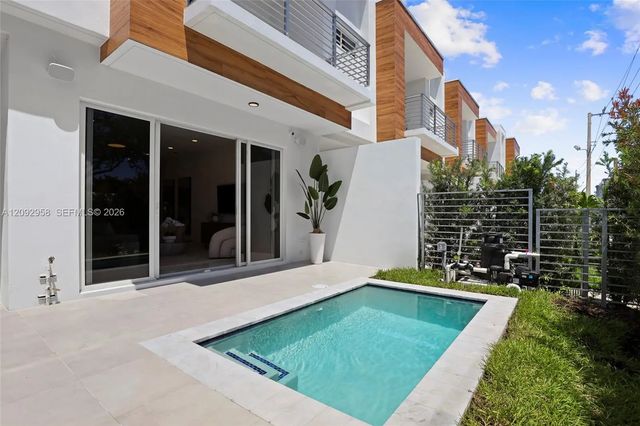 1805 Ne 13, Fort Lauderdale