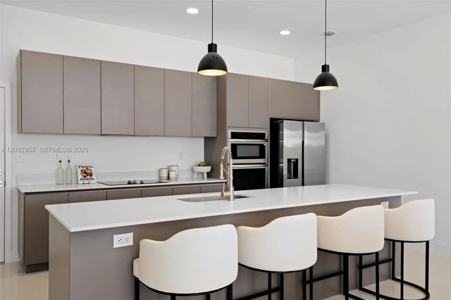 3 of 35 - 1805 Ne 13, Fort Lauderdale, FL