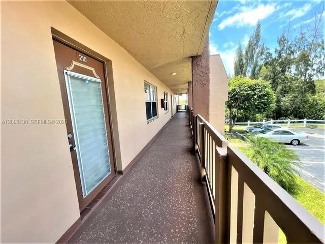 9900 Sunrise Lakes Boulevard #210, Sunrise