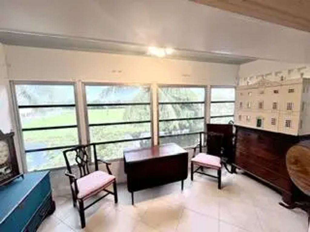 3940 Nw 42nd Avenue #320, Lauderdale Lakes