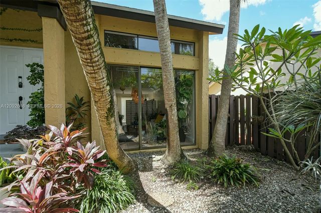 5 of 67 - 11624 Sw 135th Place, Miami, FL