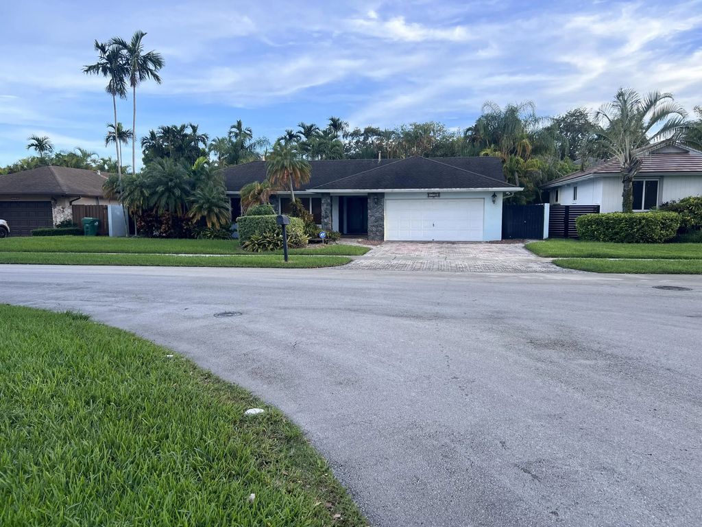 11728 Sw 97th Street, Miami