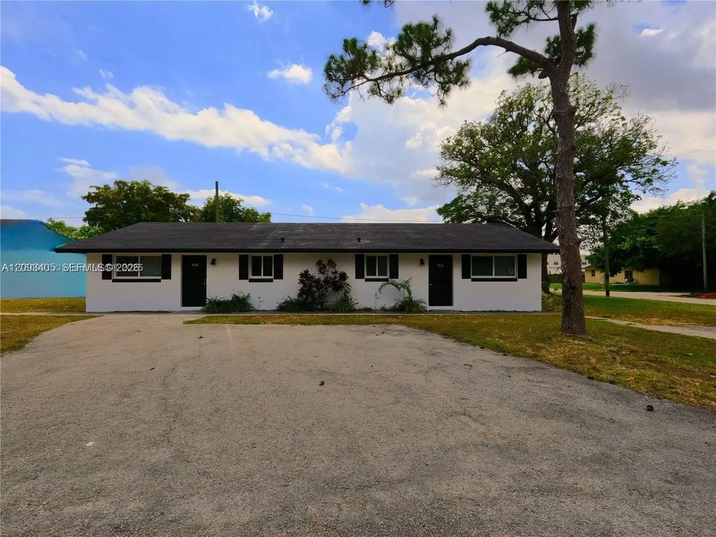 4876 Serafica Drive #1, Lake Worth