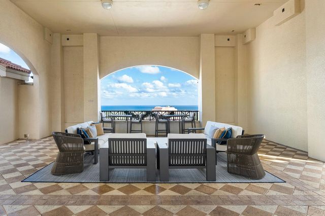 3 of 26 - 701 S Olive Avenue #820, West Palm Beach, FL