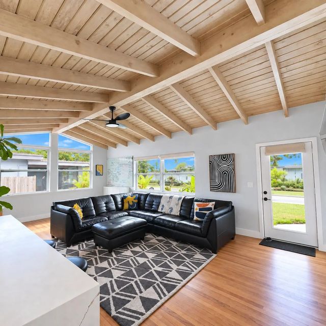 5 of 31 - 1610 N J Terrace, Lake Worth Beach, FL