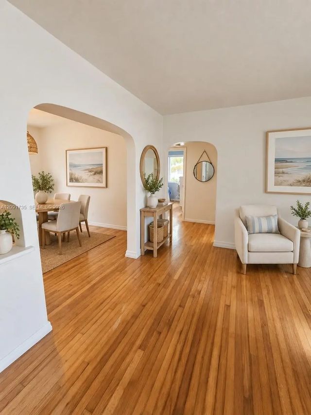 3 of 10 - 530 Sw 10th Street #2-c, Miami, FL