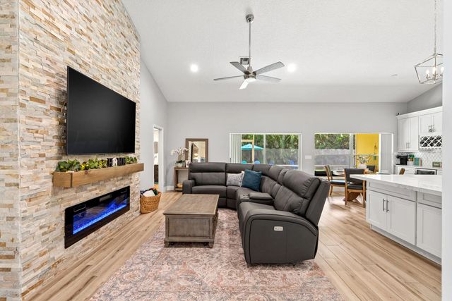 2 of 36 - 1531 Nw 102nd Way, Coral Springs, FL