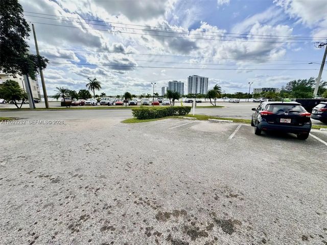 3 of 12 - 2905 Point East Drive #l102, Aventura, FL