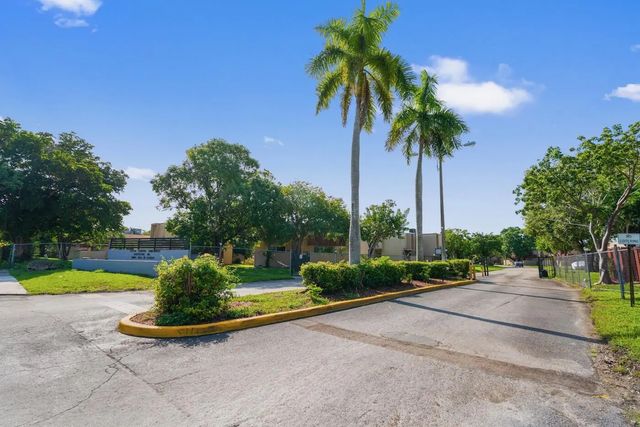 3 of 36 - 20106 Sw 123rd Drive, Miami, FL