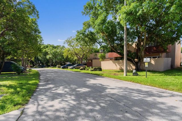 5 of 36 - 20106 Sw 123rd Drive, Miami, FL