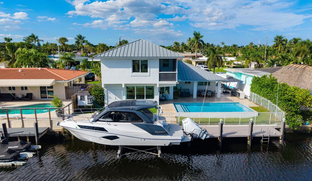 120 Se 12th Court, Pompano Beach