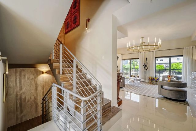 5 of 58 - 173 Se 1st Circle, Pompano Beach, FL