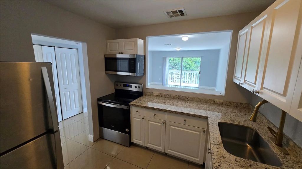 15201 Ne 6th Avenue #c307, Miami