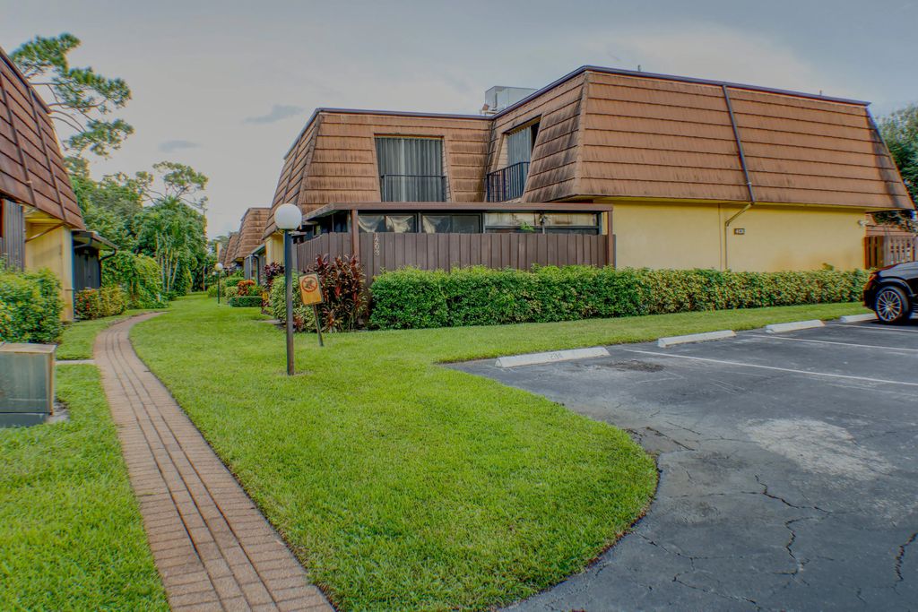 4171 Turnberry Circle #1203, Lake Worth