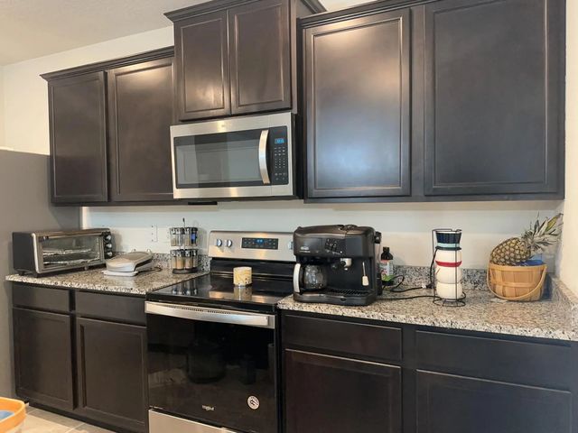 3 of 23 - 6140 Nw Regent Street, Port St. Lucie, FL