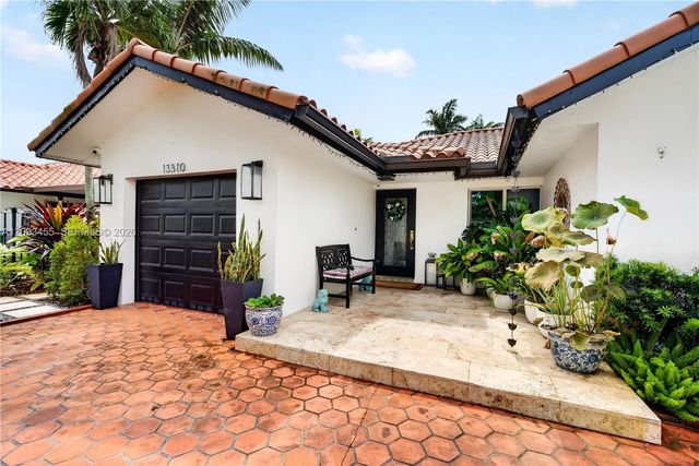 4 of 49 - 13310 Nw 8th Street, Miami, FL