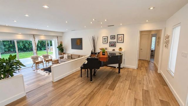 4 of 39 - 1835 Ne 212th Terrace, Miami, FL