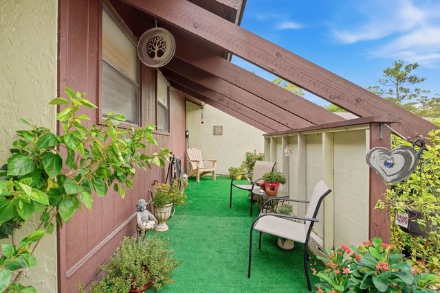 5 of 32 - 497 Iron Forge Court, Royal Palm Beach, FL