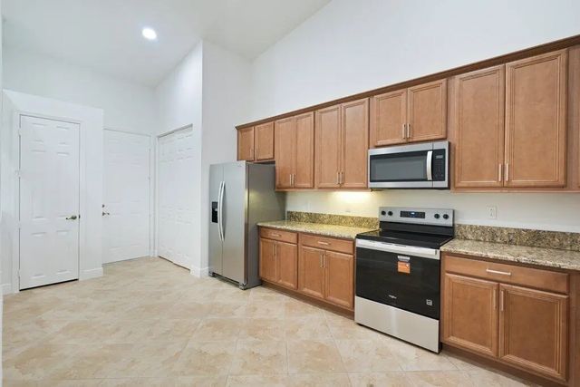 2 of 24 - 6475 Oxford Circle #102b, Vero Beach, FL
