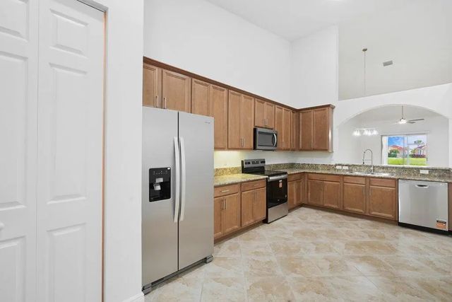 3 of 24 - 6475 Oxford Circle #102b, Vero Beach, FL