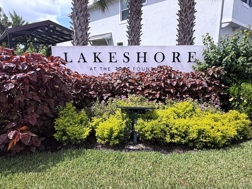 4180 Lagoon Shore Drive, Lake Worth