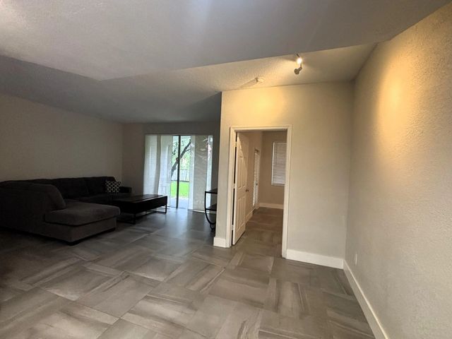 5 of 12 - 765 Sw 148th Avenue #1201, Sunrise, FL