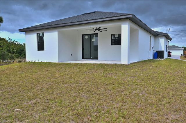 5 of 46 - 4107 13 Street Sw, Lehigh Acres, FL