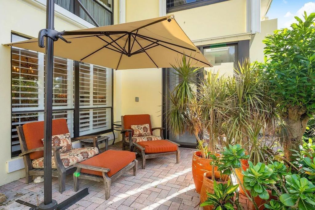 3677 Quail Ridge Drive N #bobwhite B, Boynton Beach