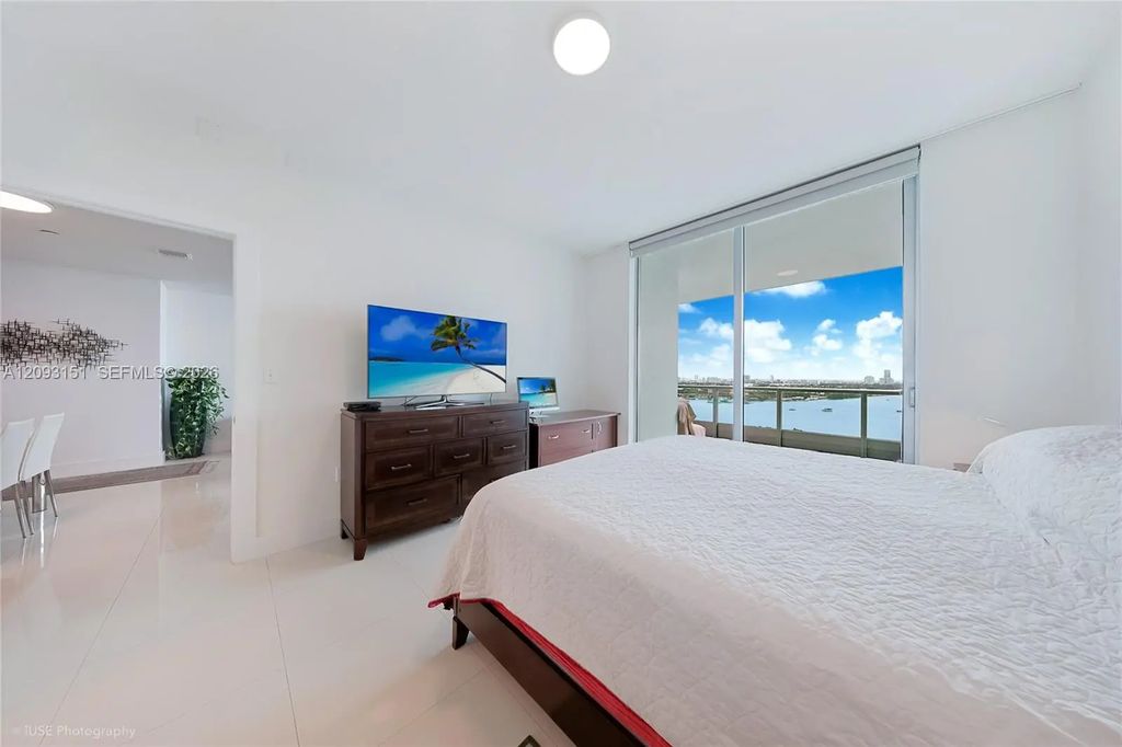 900 Biscayne Boulevard #2602, Miami