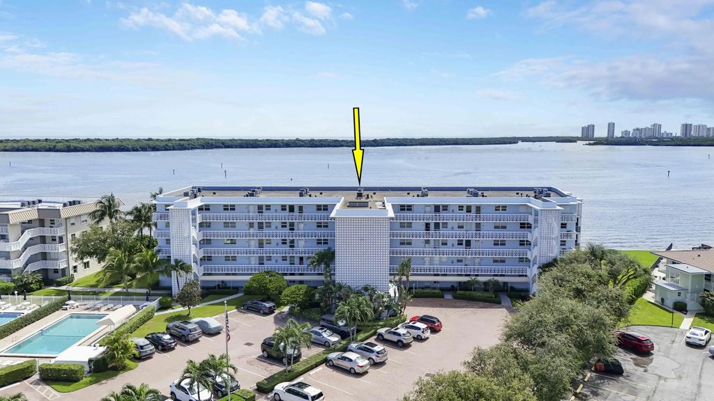 60 Yacht Club Drive #103, North Palm Beach