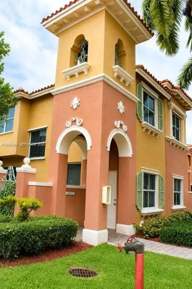 10666 Sw 7th Street #2106, Pembroke Pines