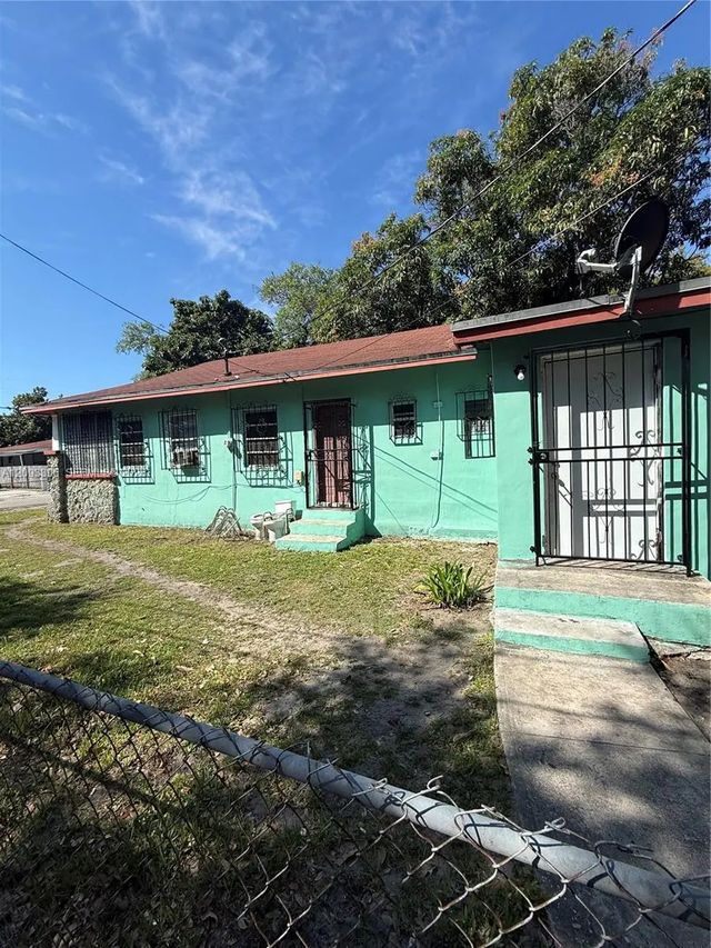 2 of 11 - 105 Nw 58th Street, Miami, FL