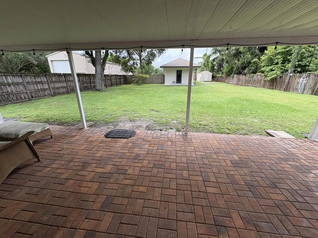 4 of 15 - 5139 1st Road, Lake Worth, FL