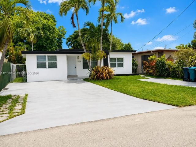 7239 Nw 3rd Street, Miami
