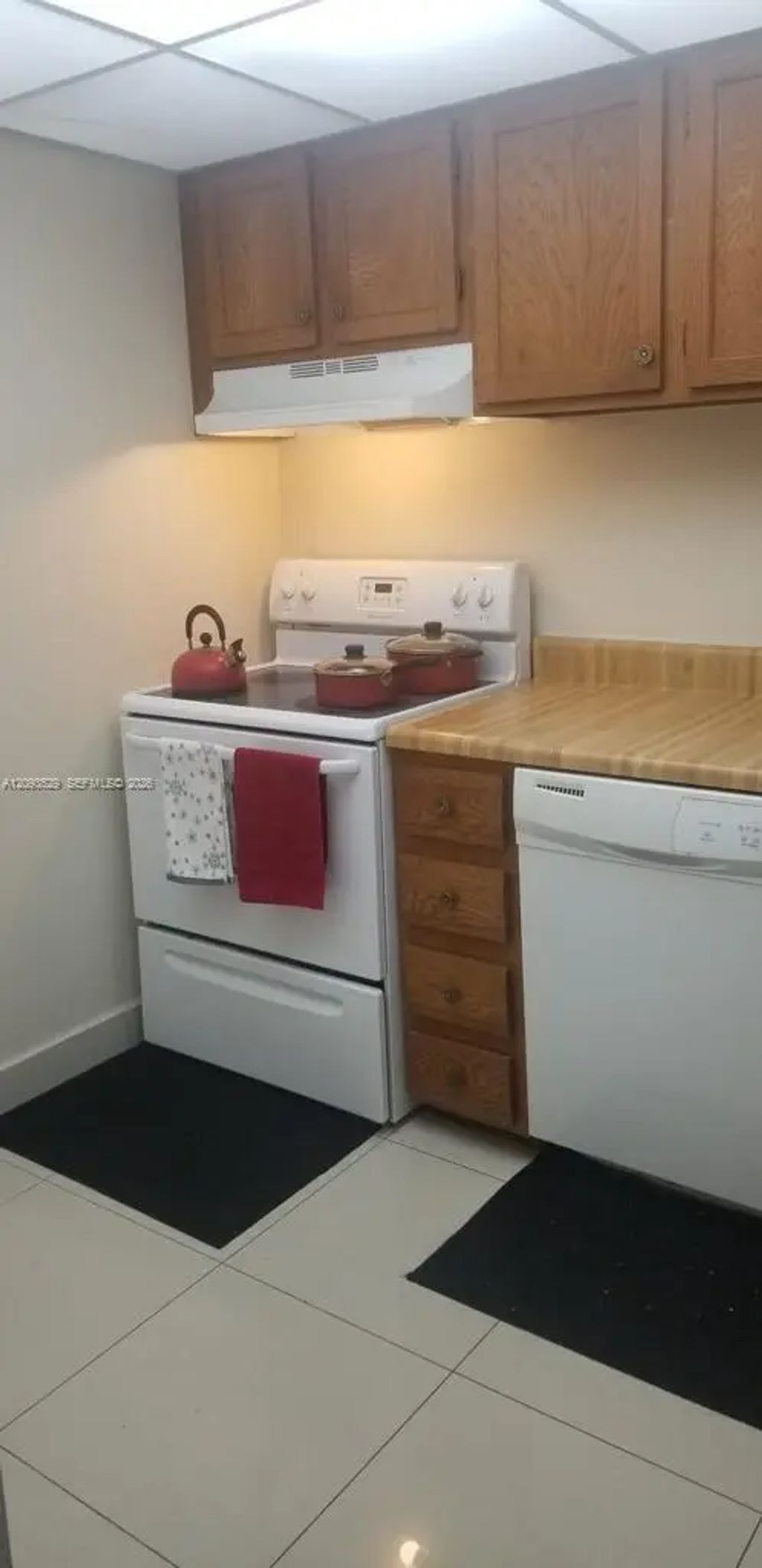 3650 Inverrary Drive #2y, Lauderhill
