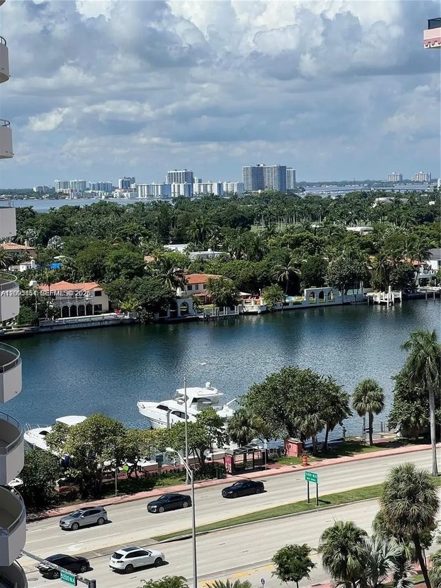 2 of 33 - 5161 Collins Avenue #1211, Miami Beach, FL