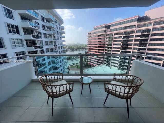 3 of 33 - 5161 Collins Avenue #1211, Miami Beach, FL