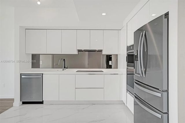 3 of 17 - 1170 E Hallandale #1003, Hallandale Beach, FL
