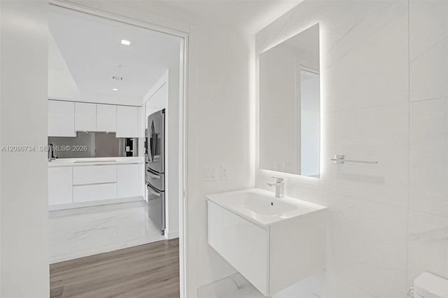 5 of 17 - 1170 E Hallandale #1003, Hallandale Beach, FL